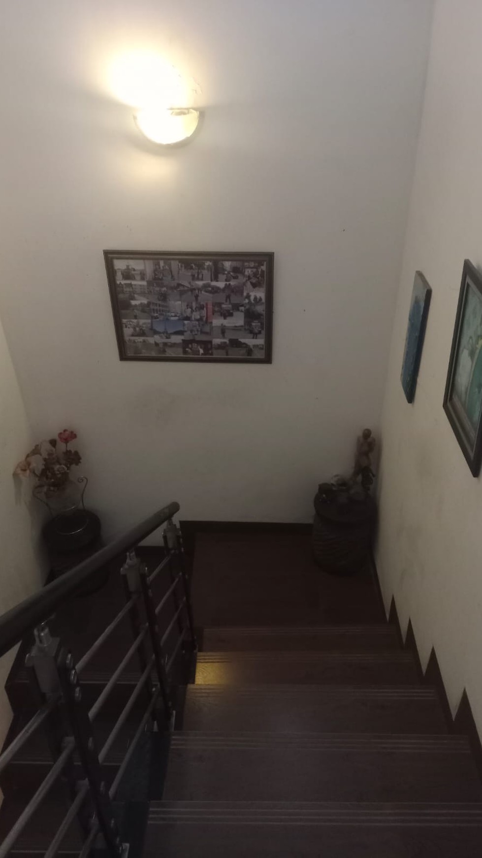 Rumah Hoek dengan Lingkungan Nyaman di Cipayung, Jakarta Timur di jual cepat