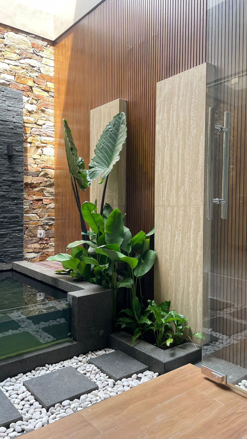 Dijual Rumah Baru East Emerald Mansion Citraland Surabaya Lokasi Dekat Gwalk, Pakuwon Mall