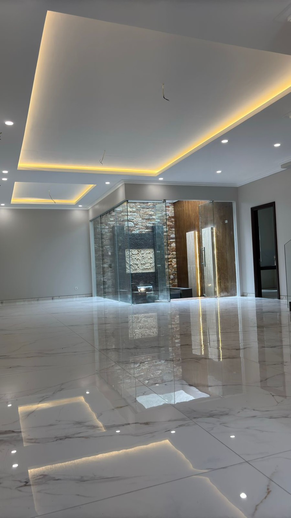 Dijual Rumah Baru East Emerald Mansion Citraland Surabaya Lokasi Dekat Gwalk, Pakuwon Mall