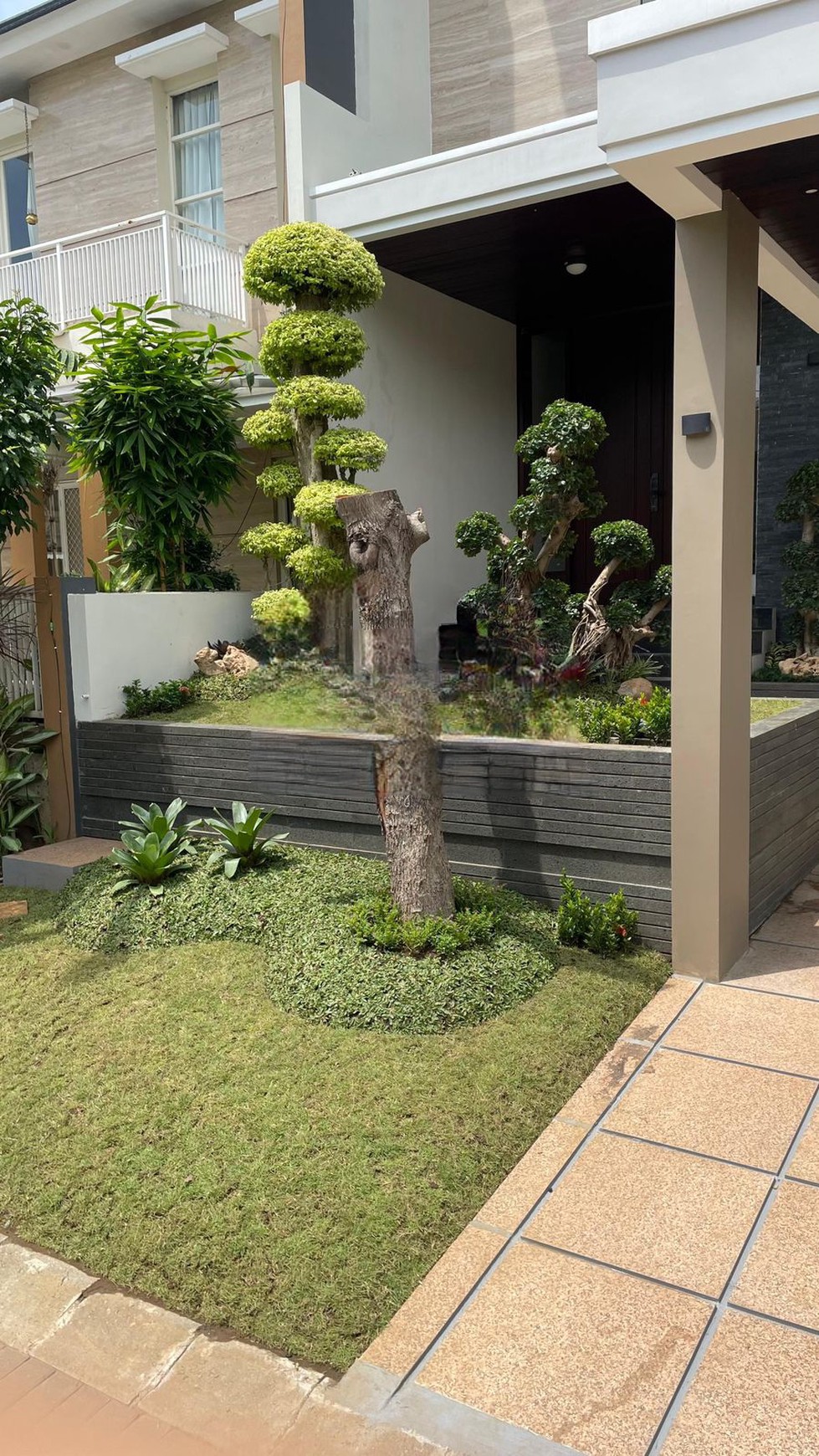 Dijual Rumah Baru East Emerald Mansion Citraland Surabaya Lokasi Dekat Gwalk, Pakuwon Mall