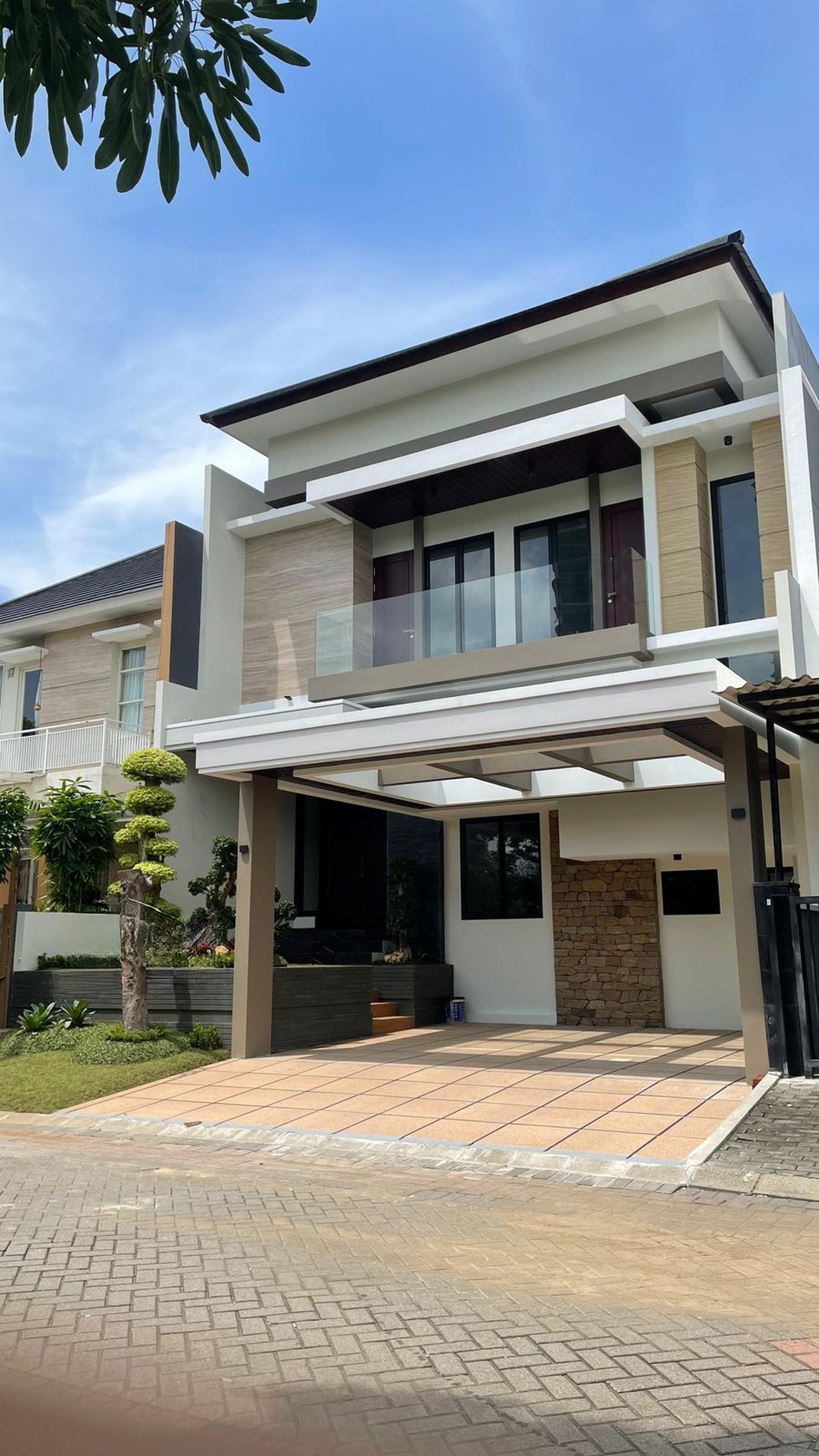 Dijual Rumah Baru East Emerald Mansion Citraland Surabaya Lokasi Dekat Gwalk, Pakuwon Mall