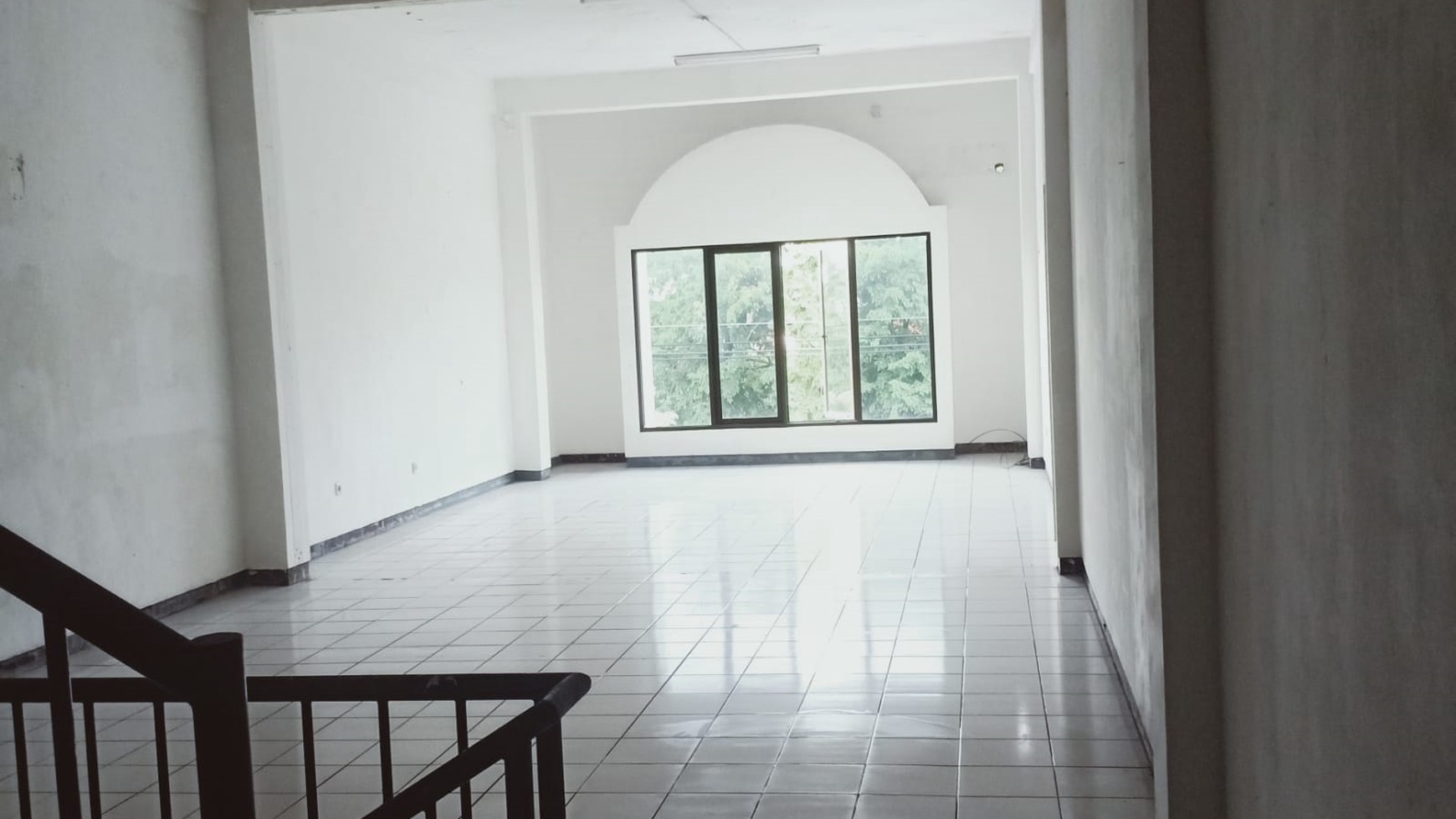 Dijual Ruko 3,5 lantai di Ngagel Jaya Surabaya Timur