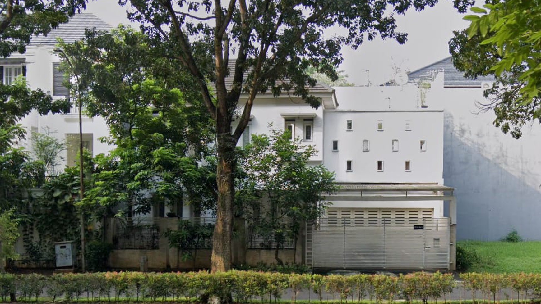 Rumah Bagus Di Menteng Utama Bintaro Tangerang Selatan