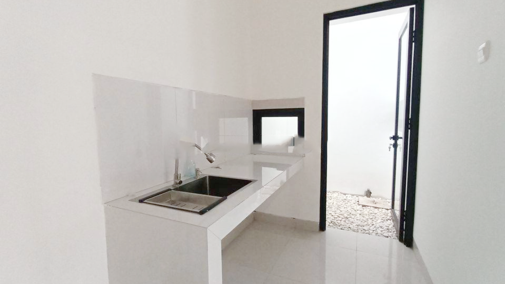 Rumah Brand New di Cluster Graha Raya Bintaro harga 1Man