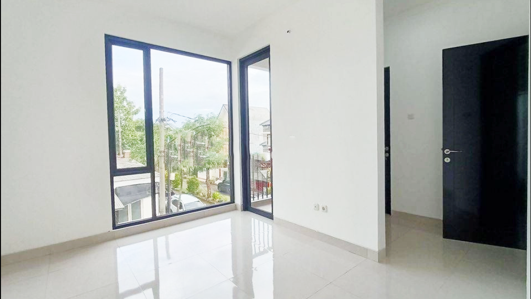 Rumah Brand New di Cluster Graha Raya Bintaro harga 1Man