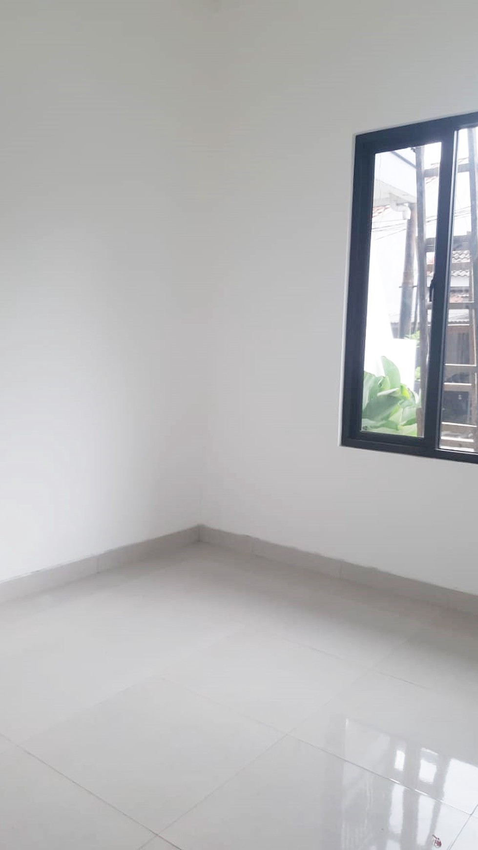 Rumah Brand New di Cluster Graha Raya Bintaro harga 1Man