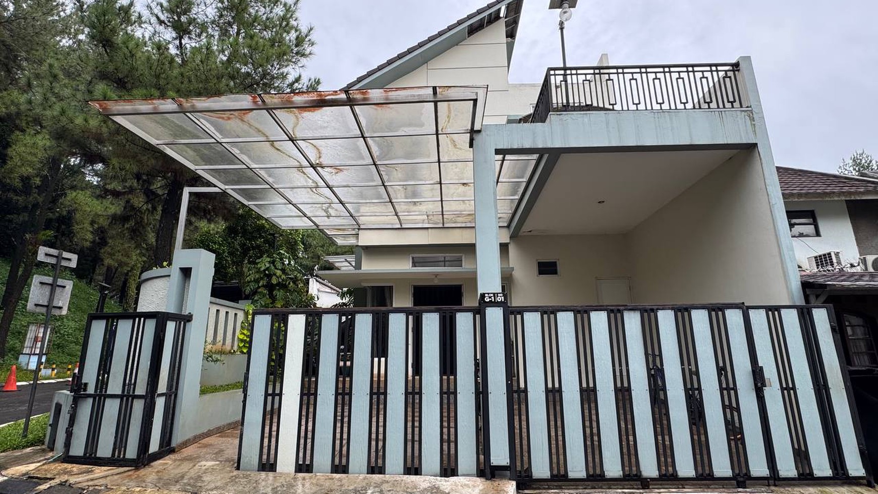 Pondok Cabe Modern Hill rumah hoek siap huni