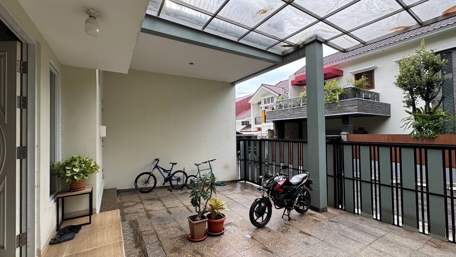 Pondok Cabe Modern Hill rumah hoek siap huni