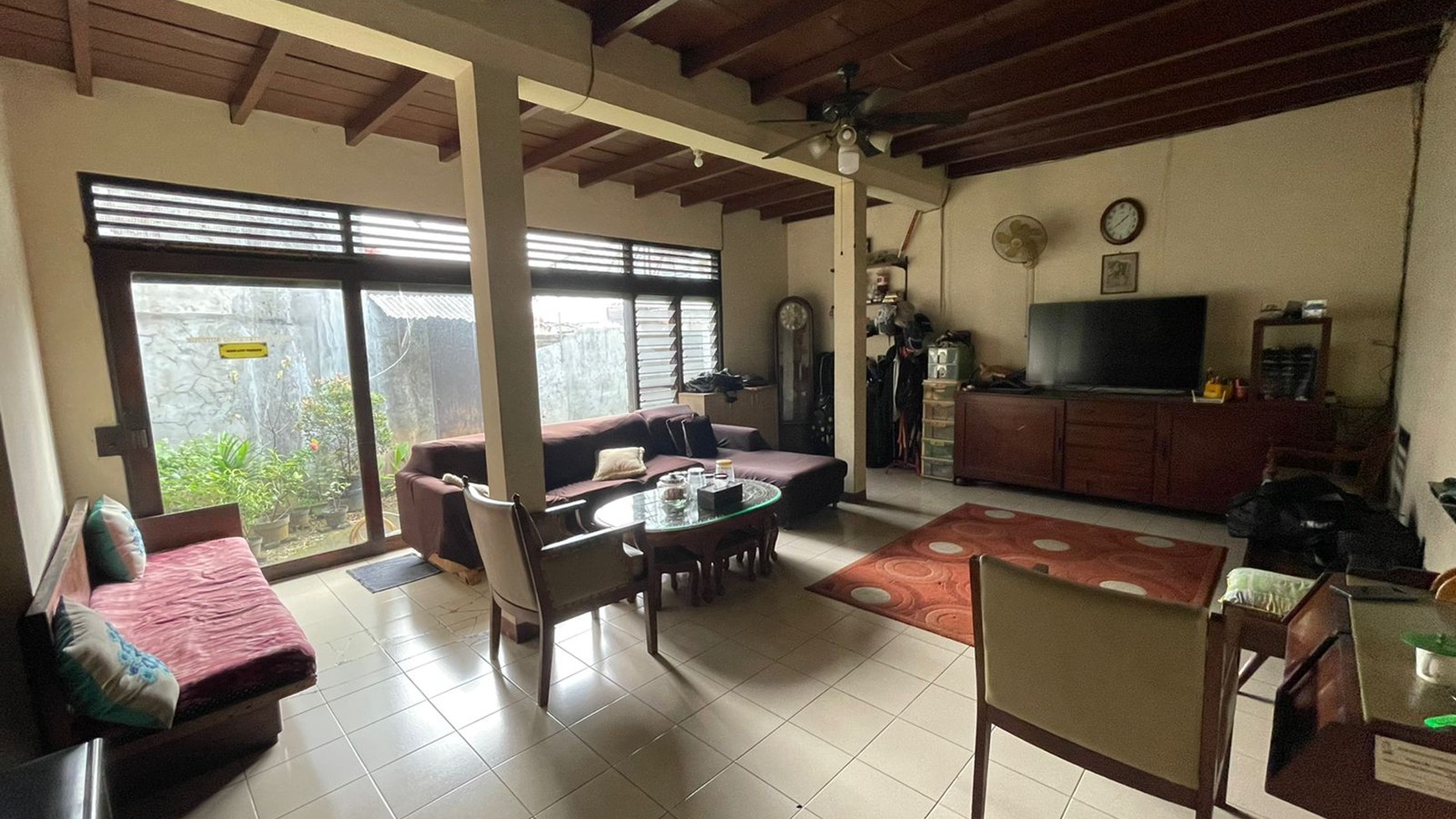 Rumah Hitung Tanah Area Cipete