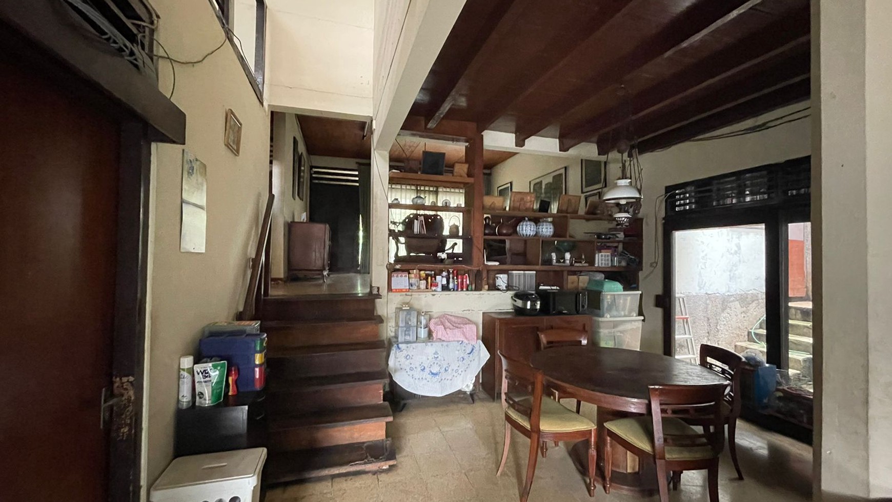 Rumah Hitung Tanah Area Cipete