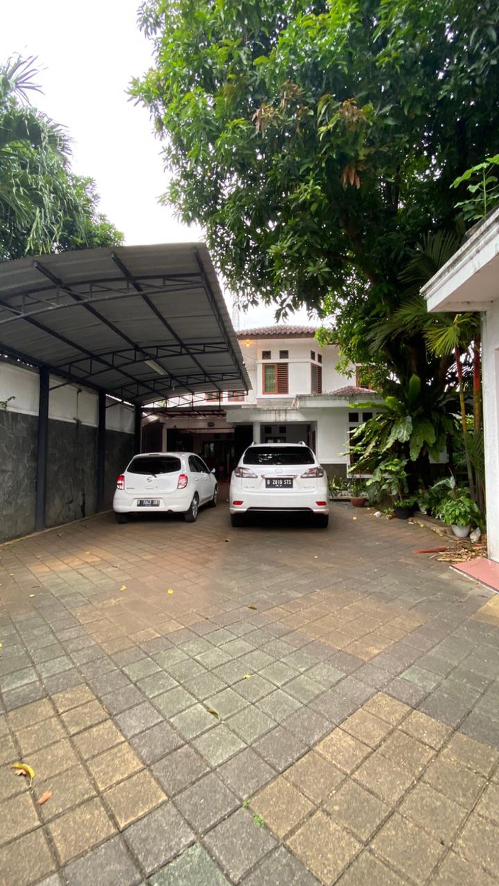 Rumah Hitung Tanah Area Cipete