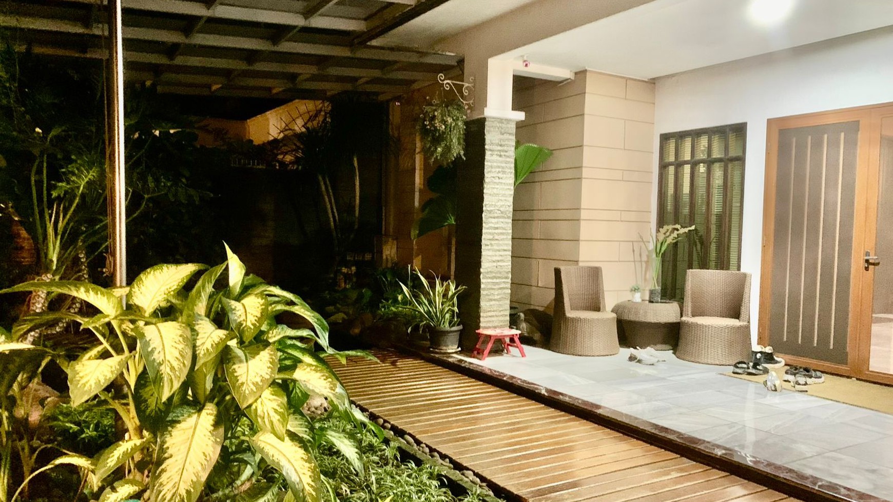 Rumah Hitung Tanah Area Cipete