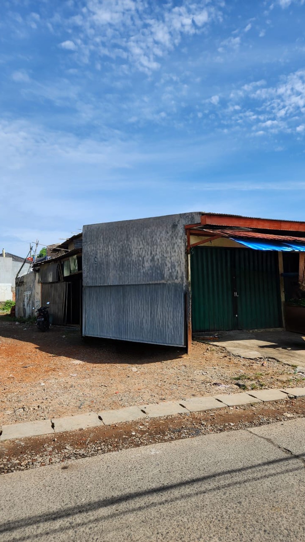 Rumah Hitung Tanah Area Cipete