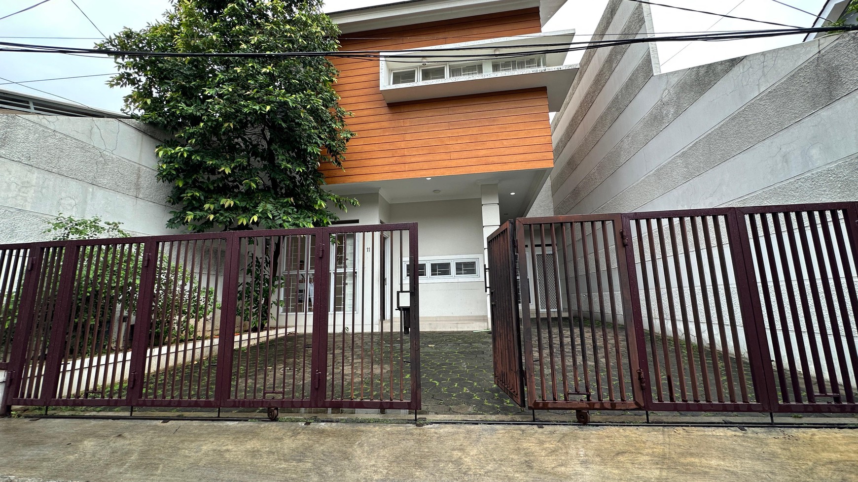 Rumah Hitung Tanah Area Cipete