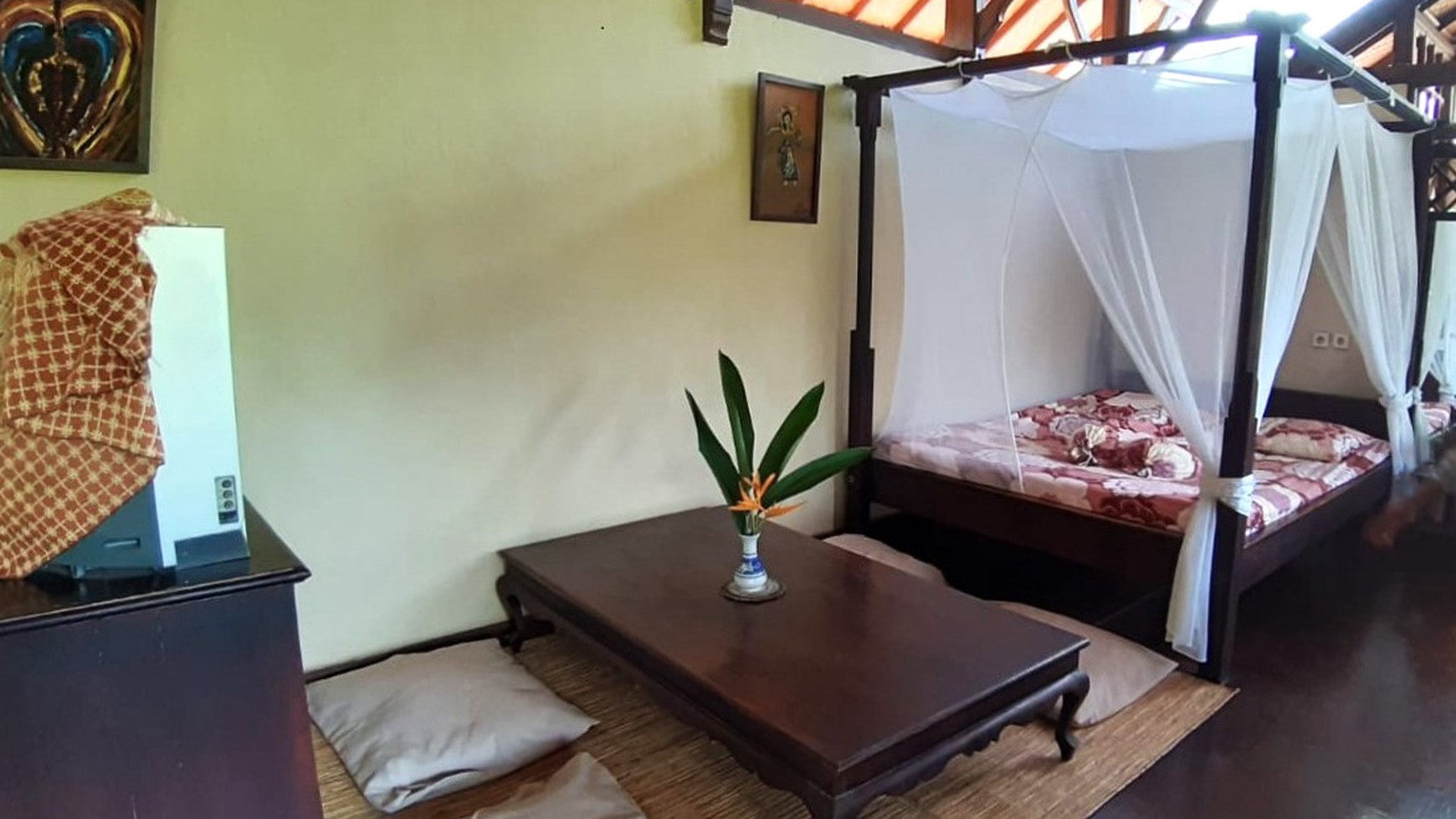 SPACIOUS 4-BEDROOM HOUSE FOR RENT IN CENTRAL LOVINA - NEAR BEACH AND LOCAL AMENITIES