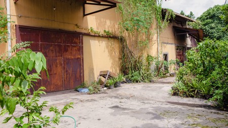 Rumah & Gudang 2518 Meter Persegi Dekat Dengan Musium Grabah Sewon Bantul 