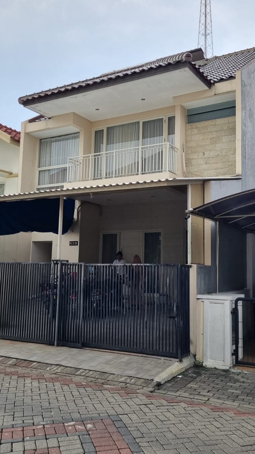 Dijual Rumah 2 Lantai Terpelihara Wiyung Surabaya