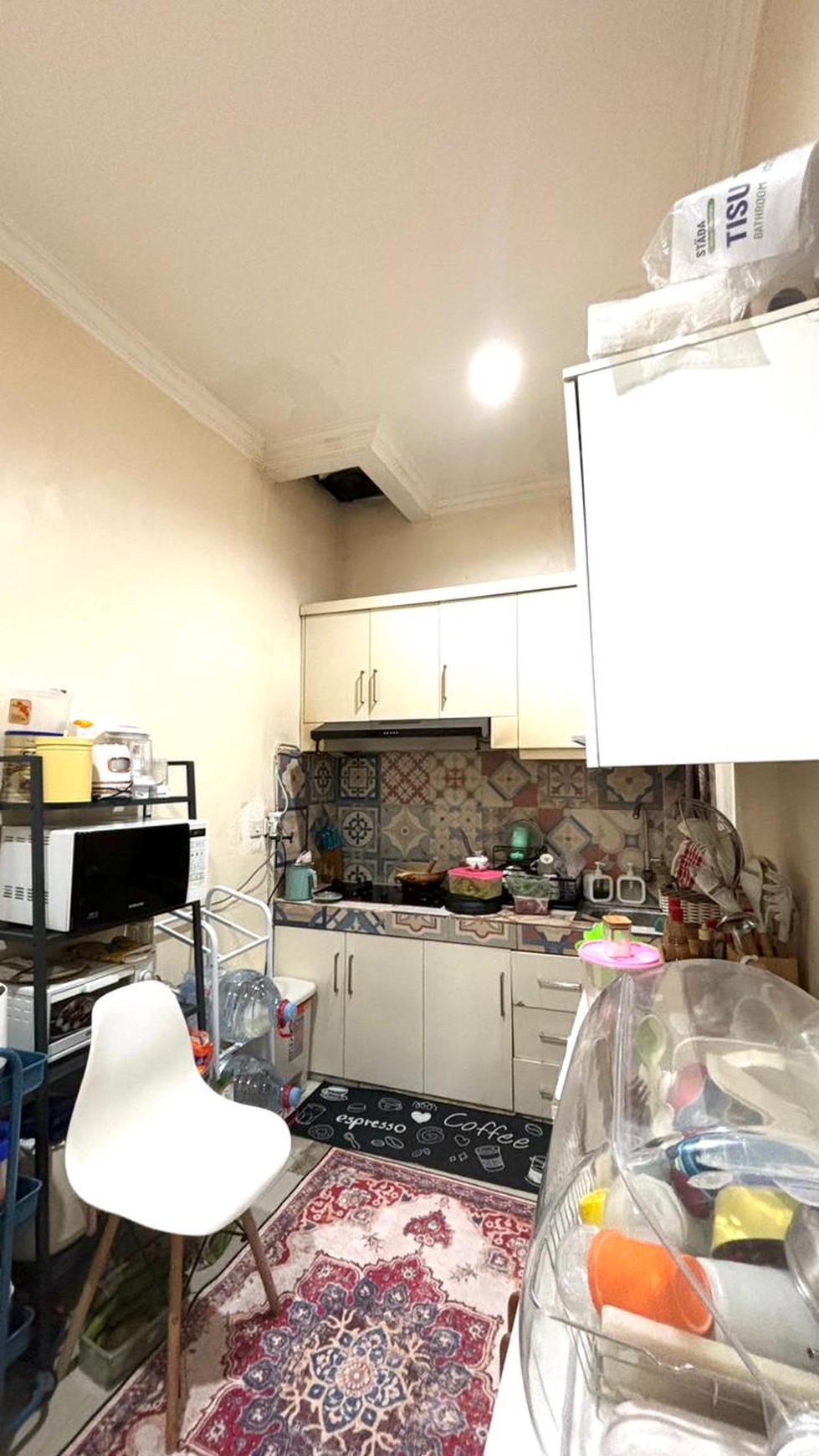 Rumah Minimalis, Bebas banjir dalam cluster di Serua Indah