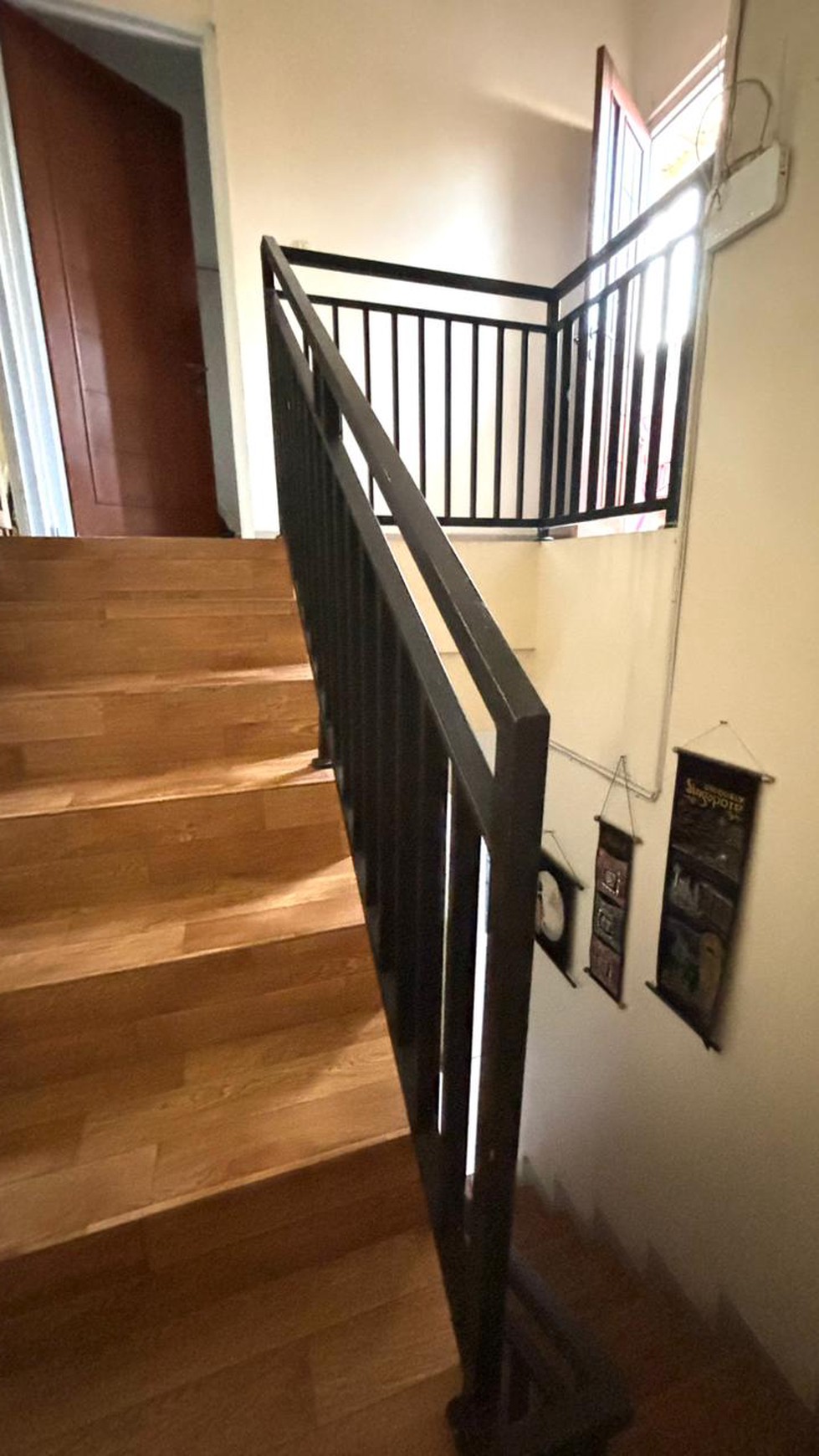 Rumah Minimalis, Bebas banjir dalam cluster di Serua Indah