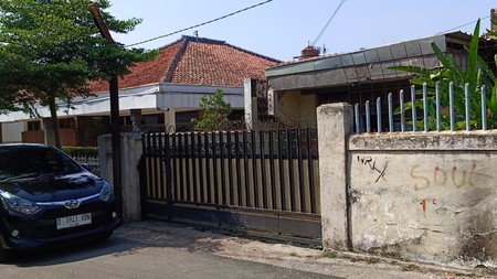 Dijual Rumah Hitung Tanah di jl Asrama Polisi