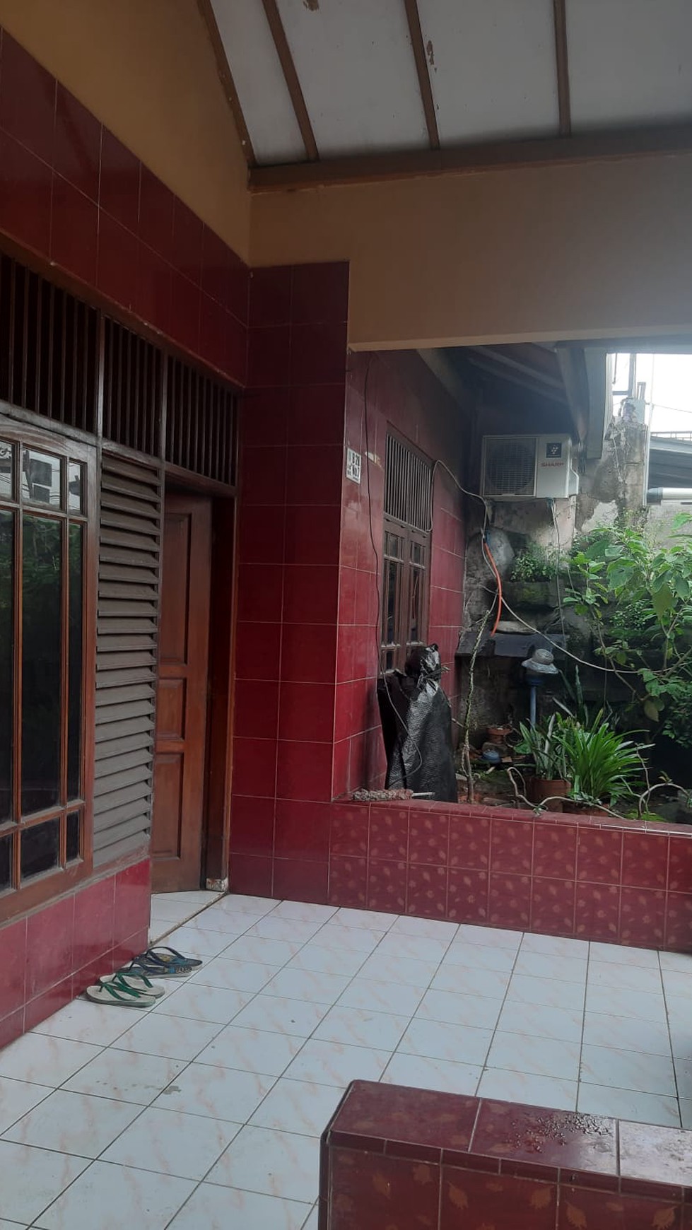 Rumah Bagus Di Komp Kembang Larangan, Jl Brotowali Ciledug