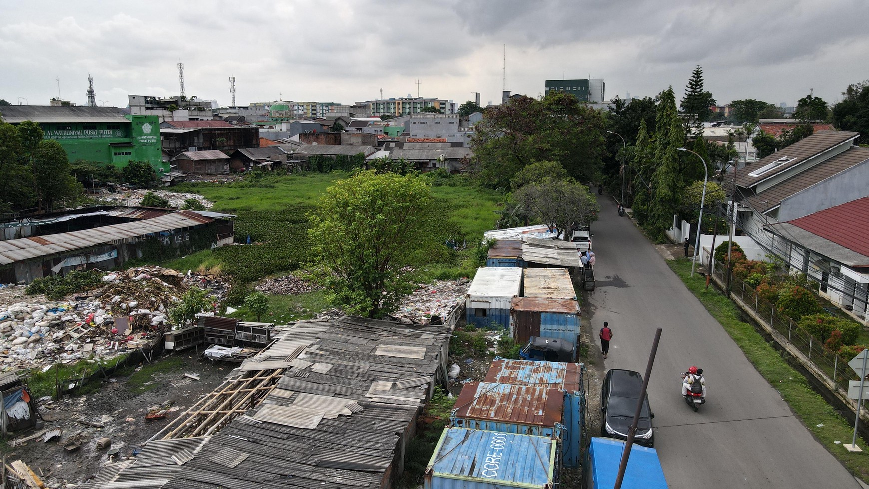 Tanah Strategis di Jl. Swadaya PLN, Jakarta Timur - Kesempatan Emas untuk Investasi Anda!