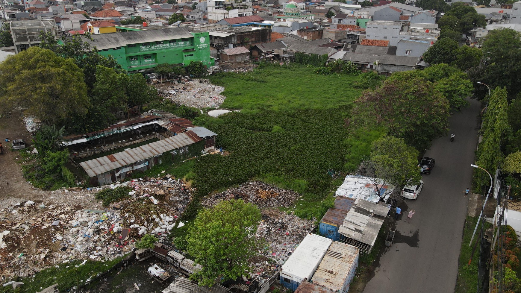 Tanah Strategis di Jl. Swadaya PLN, Jakarta Timur - Kesempatan Emas untuk Investasi Anda!