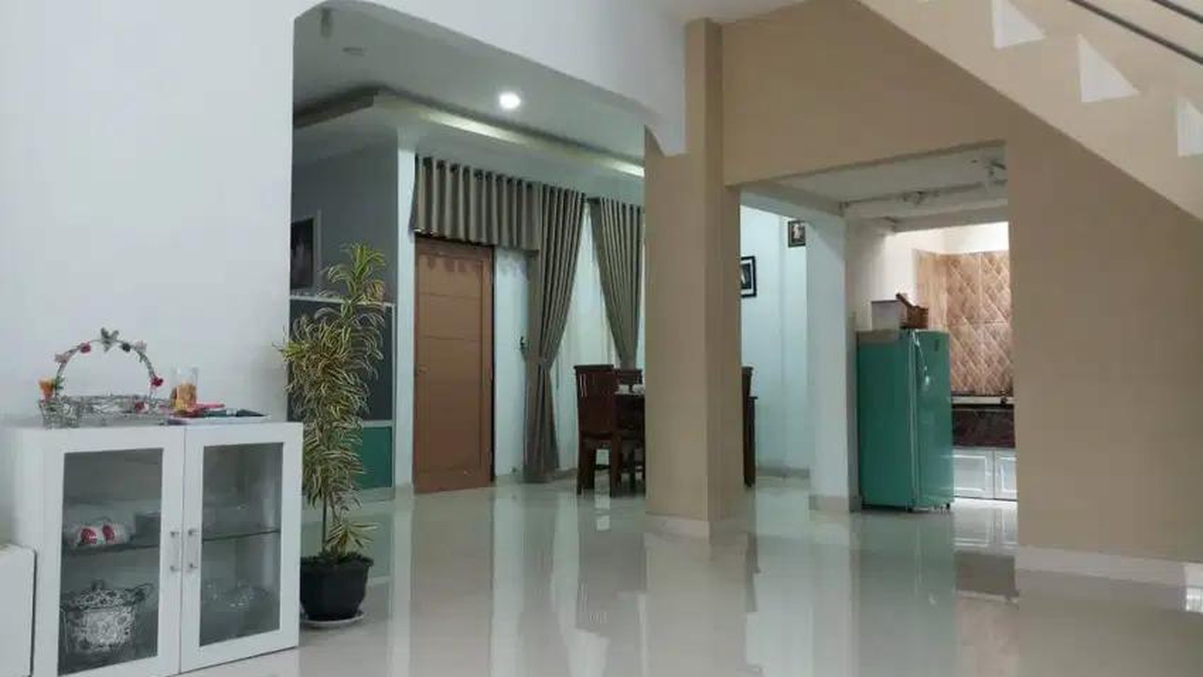 DIJUAL RUMAH ASRI SIAP HUNI TENGAH KOTA BANDUNG