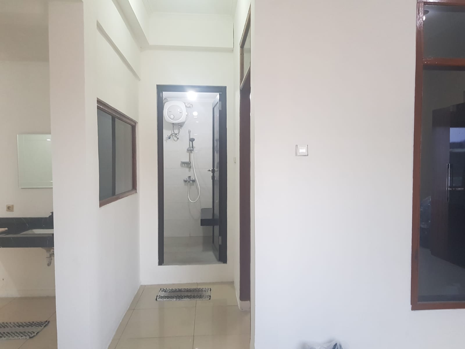 Rumah Minimalis Modern Furnished di TKI 2