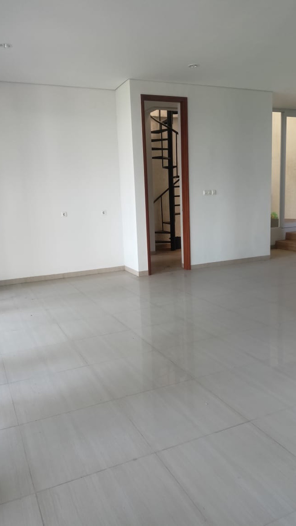 dijual rumah di Jakarta Garden City - Kelapa Gading Jakarta Utara 