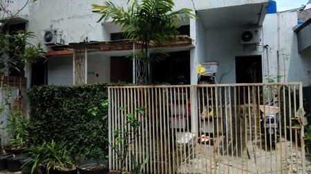 Termurah. Rumah hitung tanah Komplek Permata Srengseng, Jakarta Barat
