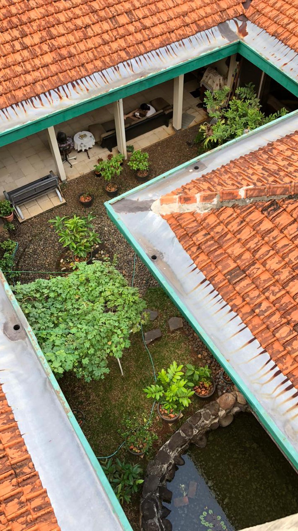 Rumah Hitung Tanah Area Cipete