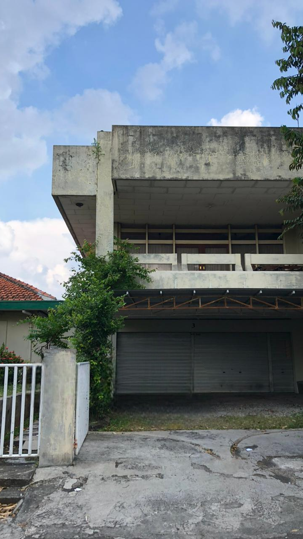 Rumah Hitung Tanah Area Cipete