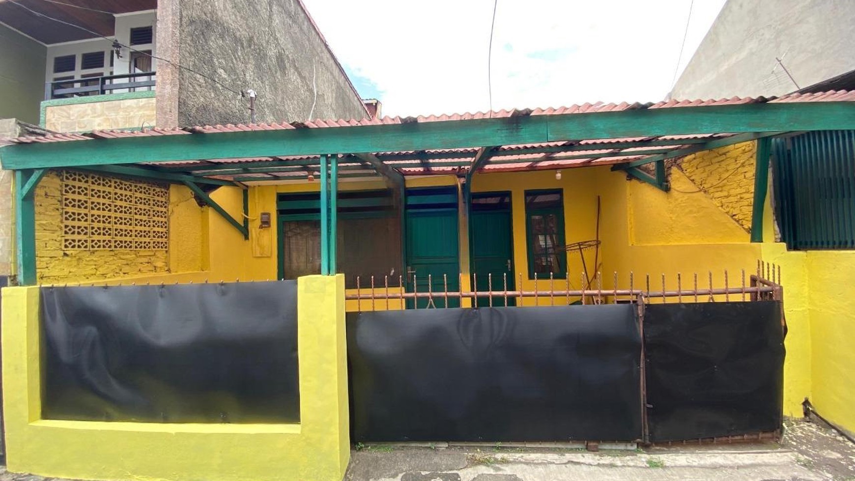 Rumah Hitung Tanah Area Cipete