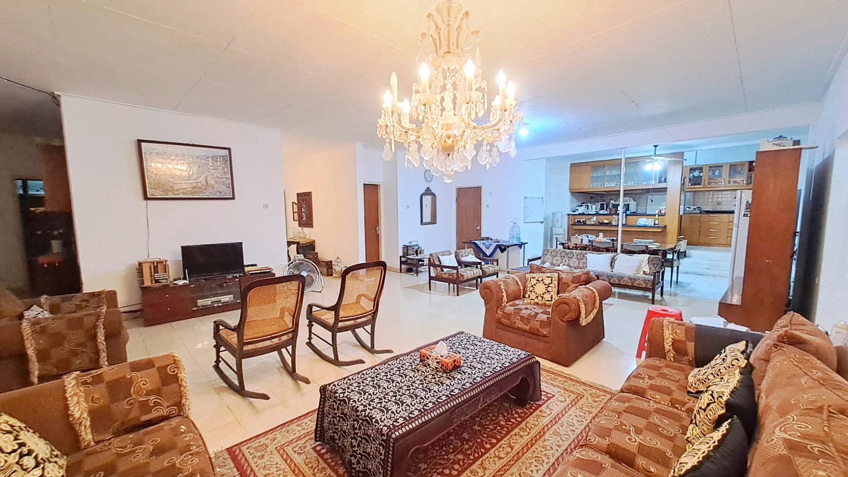 Rumah Hitung Tanah Area Cipete