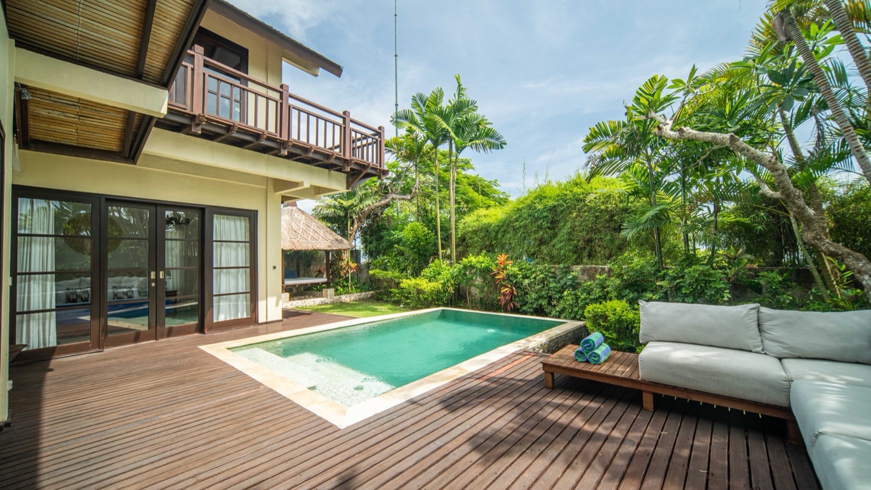 For Sale Stunning Beach View Villa For Sale in Uluwatu