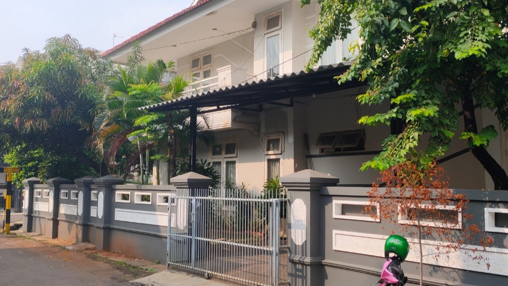 Rumah Janur Kuning, Kelapa Gading Luas 321m2