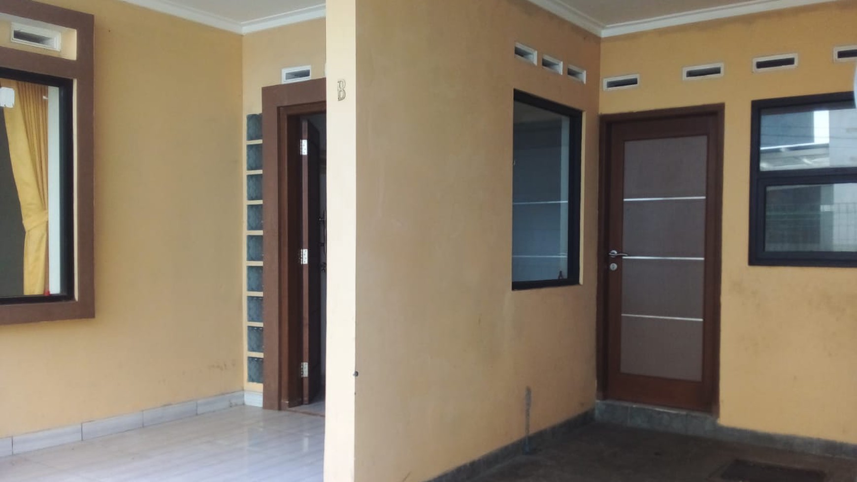 Rumah minimalis Cijerokaso Gegerkalong lokasi strateis (cocok untuk Hunian atau Kantor) 