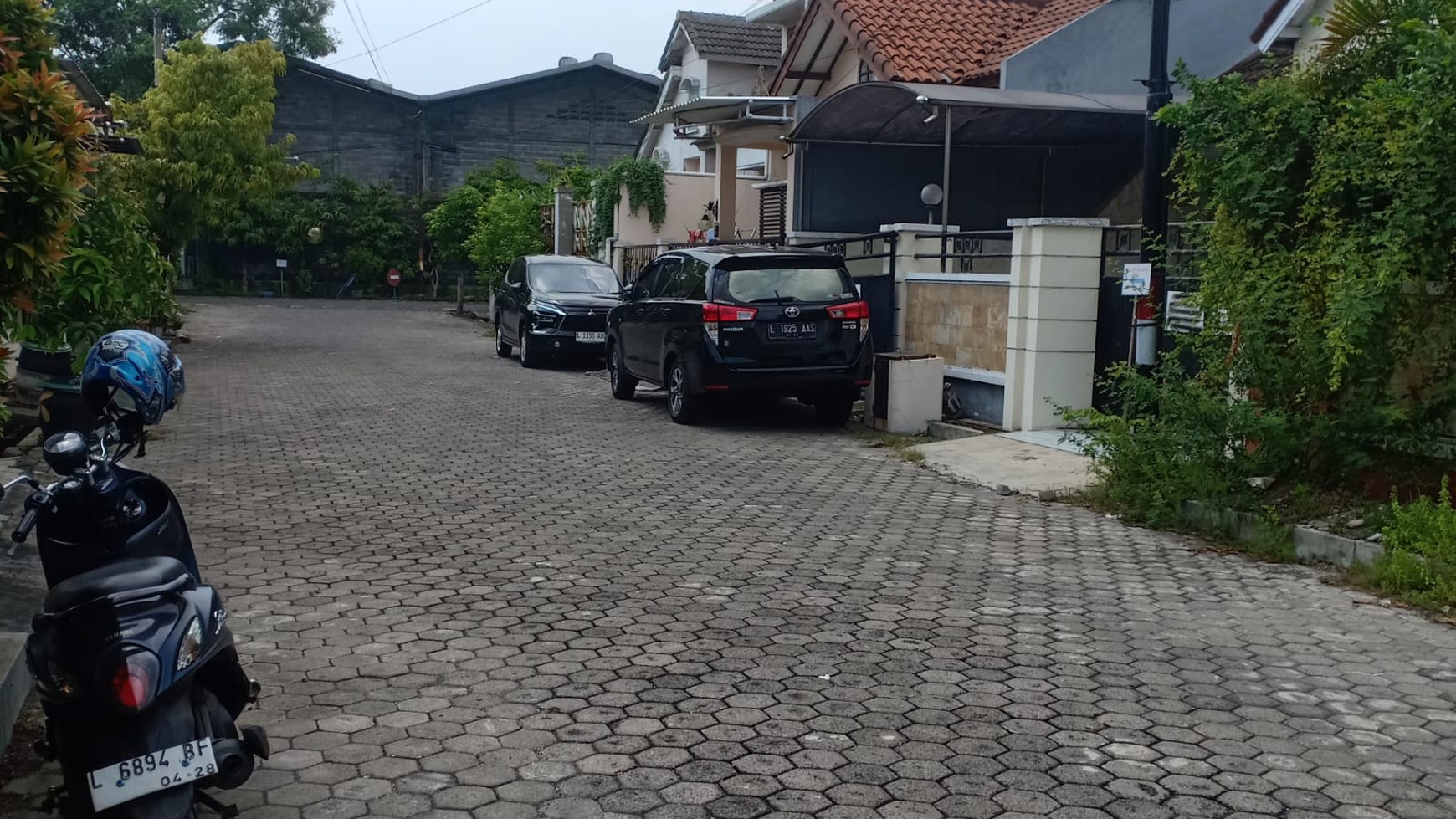 Dijual Rumah Pondok Wiyung Indah Surabaya