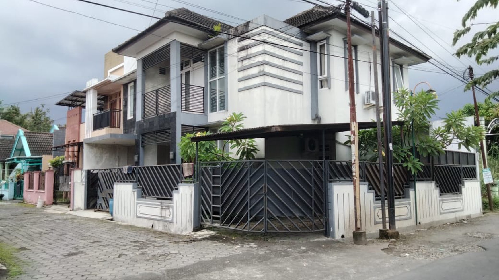 Dijual Rumah 2 Lantai Lokasi Stratgeis di Sidoarum Godean Sleman 