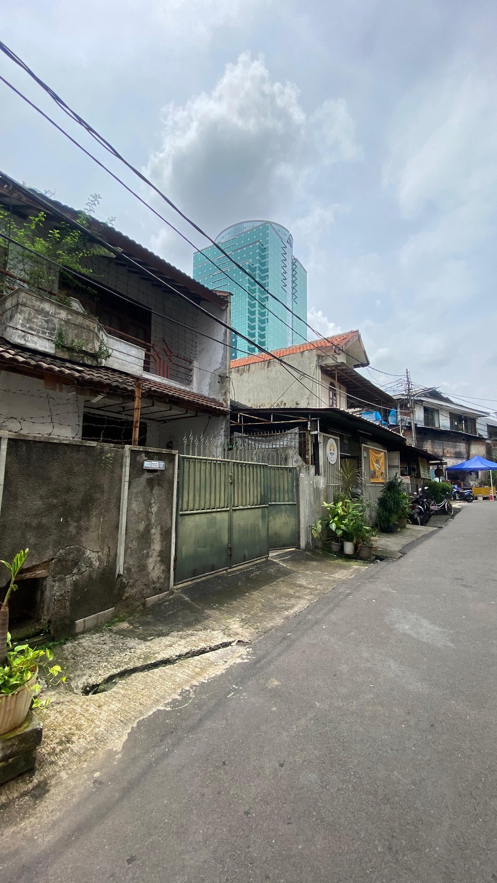 Di JUAL Rumah Tua di daerah Bendungan Hilir Jakarta Pusat