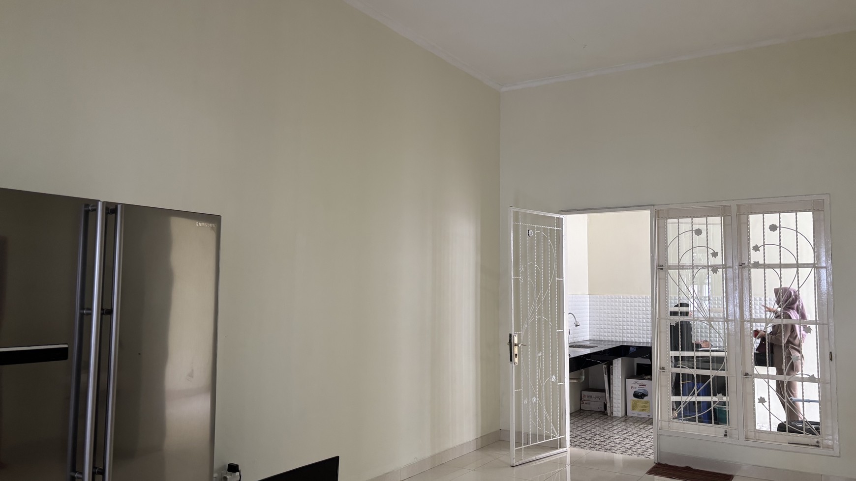 Rumah Cantik Siap Huni di Dalam Cluster Kota Wisata