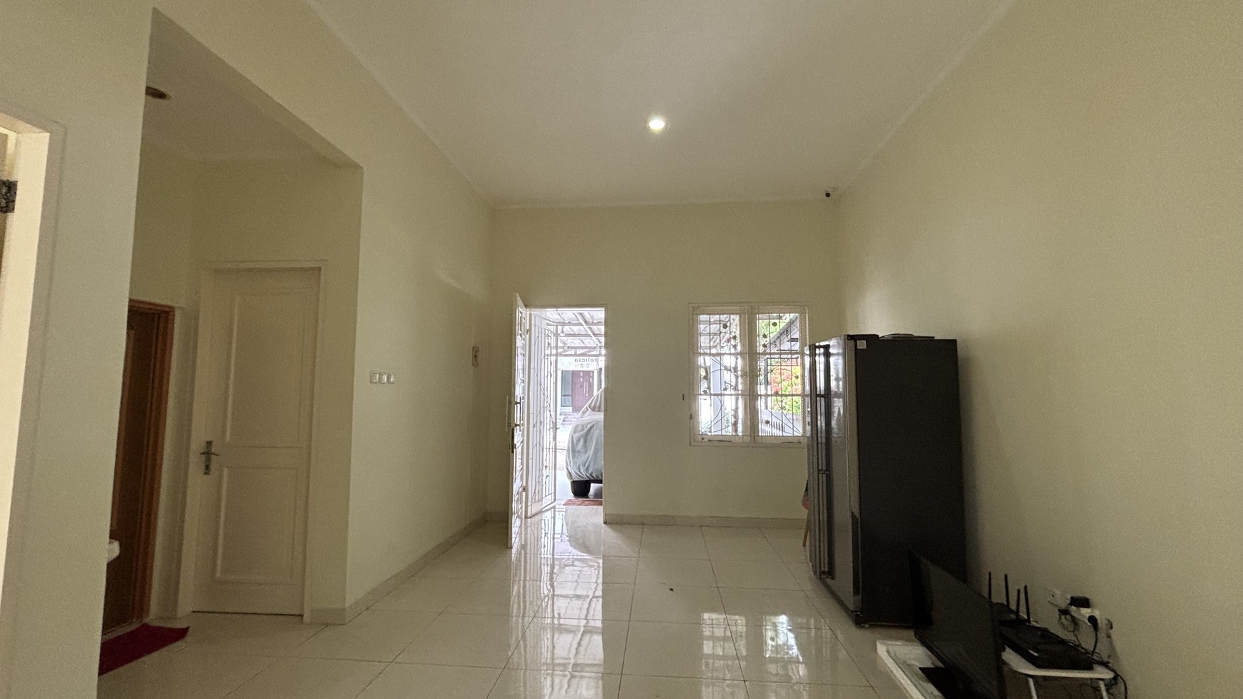 Rumah Cantik Siap Huni di Dalam Cluster Kota Wisata
