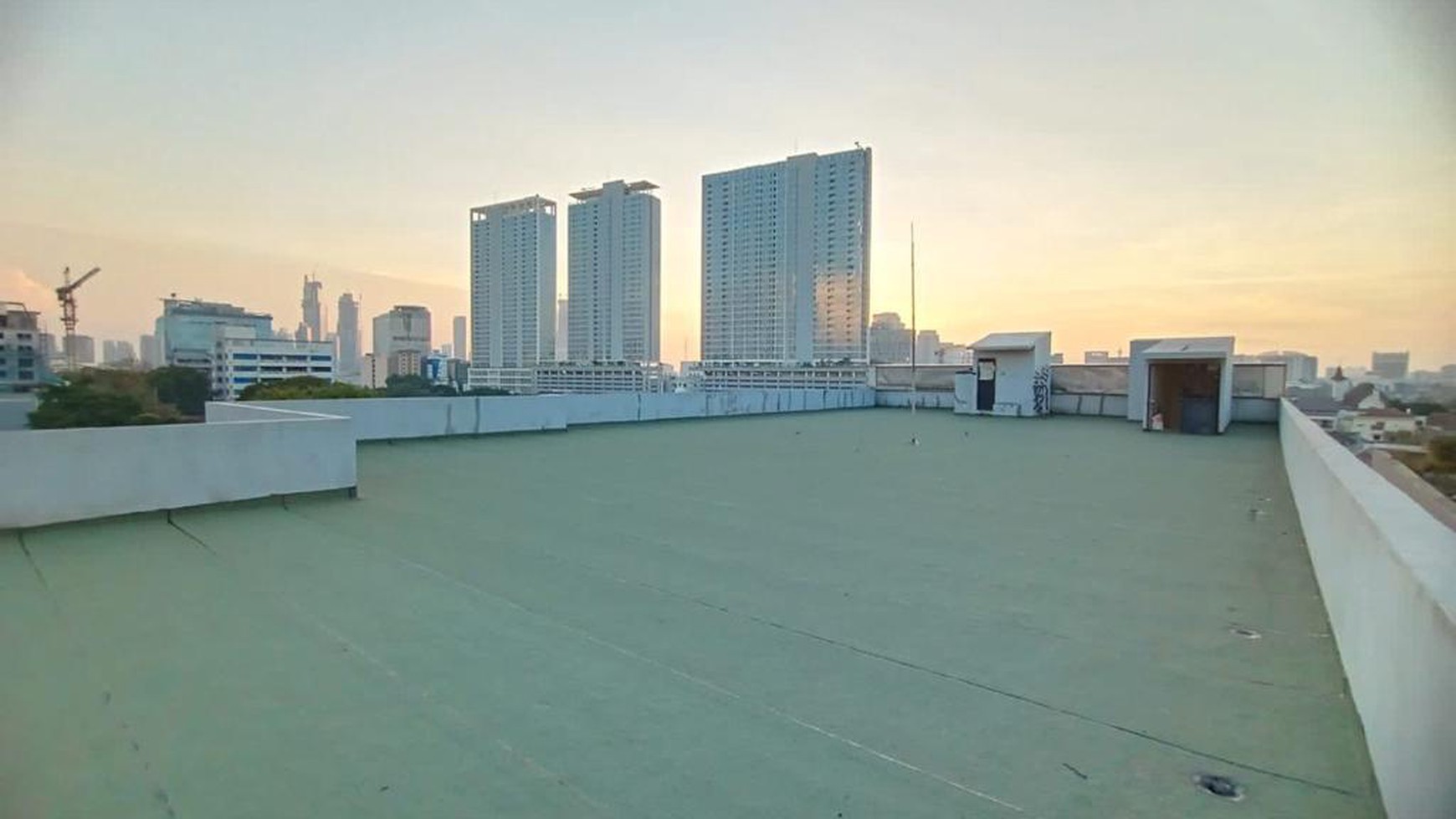 Rumah Hitung Tanah Area Cipete