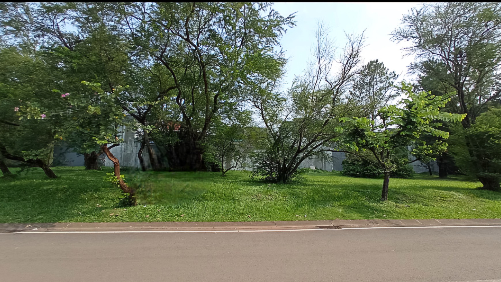 Kavling Gandeng Lokasi Sangat Strategis Di Boulevard Kota Wisata. 