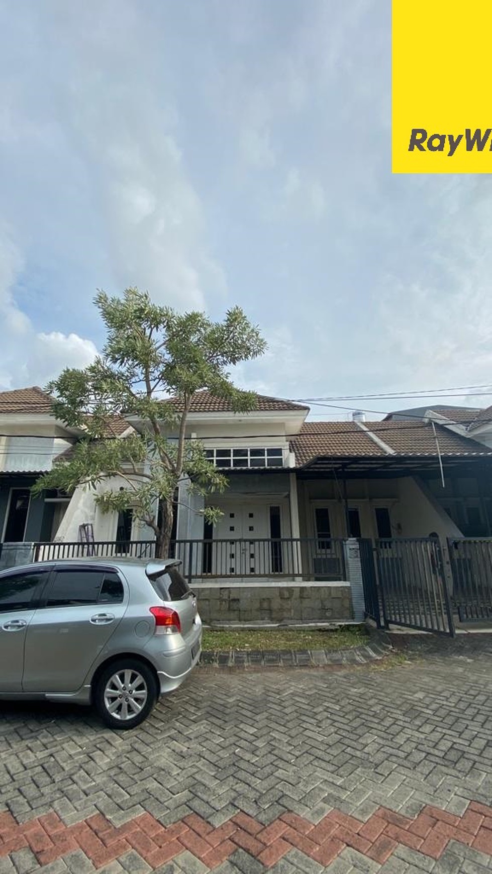 Dijual Rumah Pondok Tjandra Surabaya