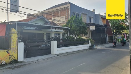 Dijual Rumah Raya Jambangan Surabaya