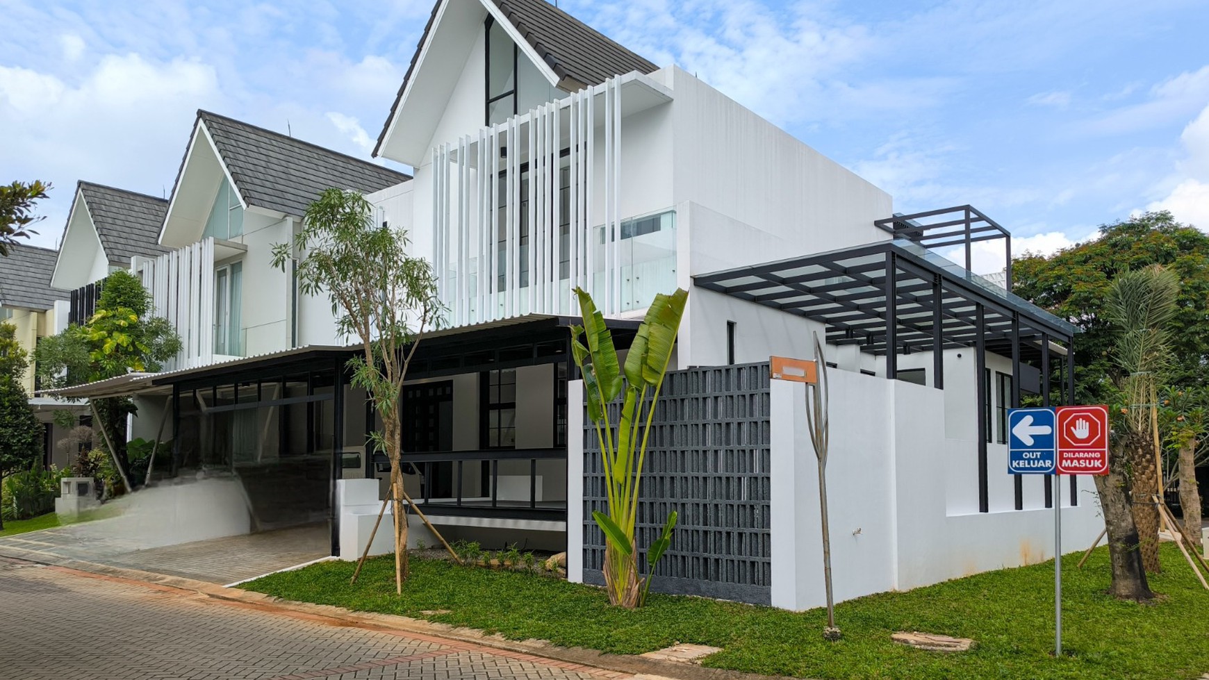 Rumah Hoek di Discovery Bintaro, Sektor 9 Bintaro Jaya