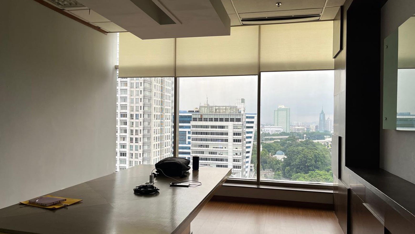 Office Space Plaza Asia Sudirman Senayan Kebayoran Baru