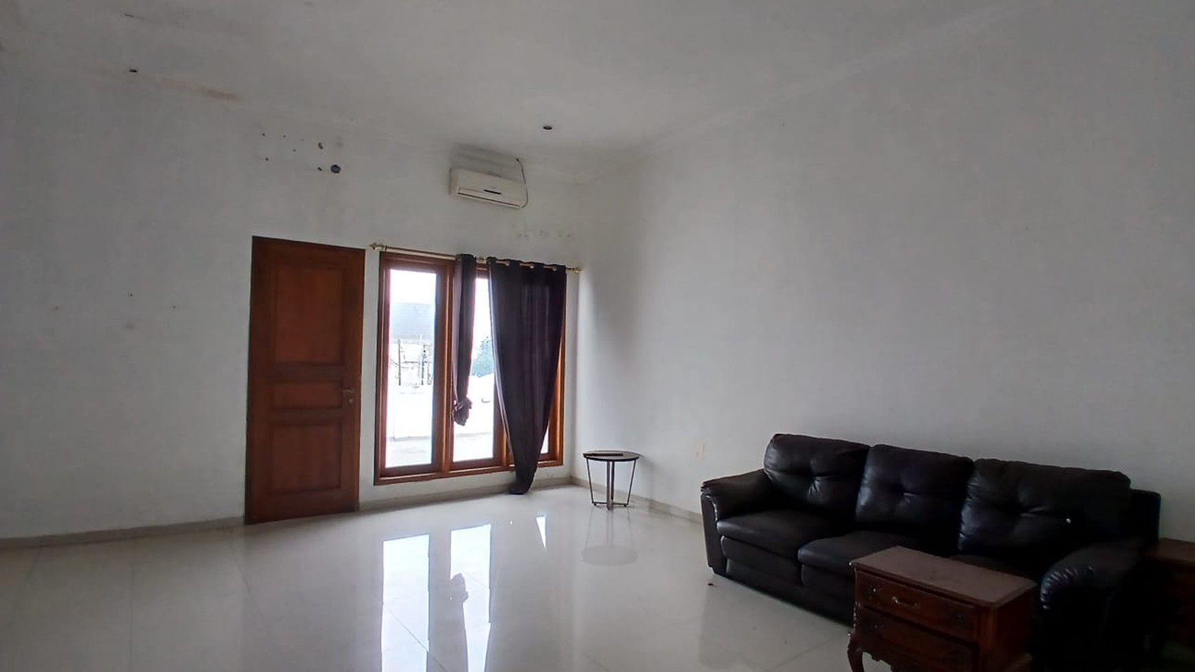 Dijual rumah dalam komplek cinere sebrang Cinere Mall